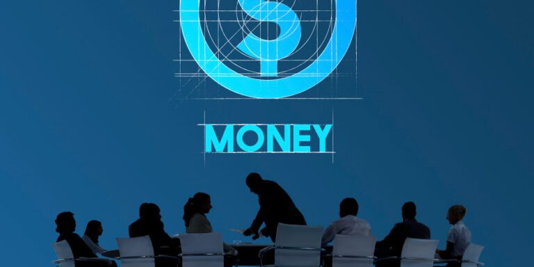 money-finance-business-people-technology-graphic-concept-768x512